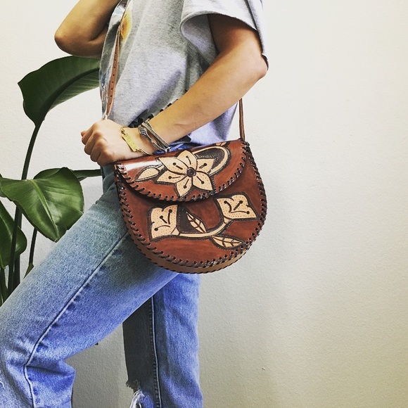 Genuine leather brown saddle bag shoulder purse